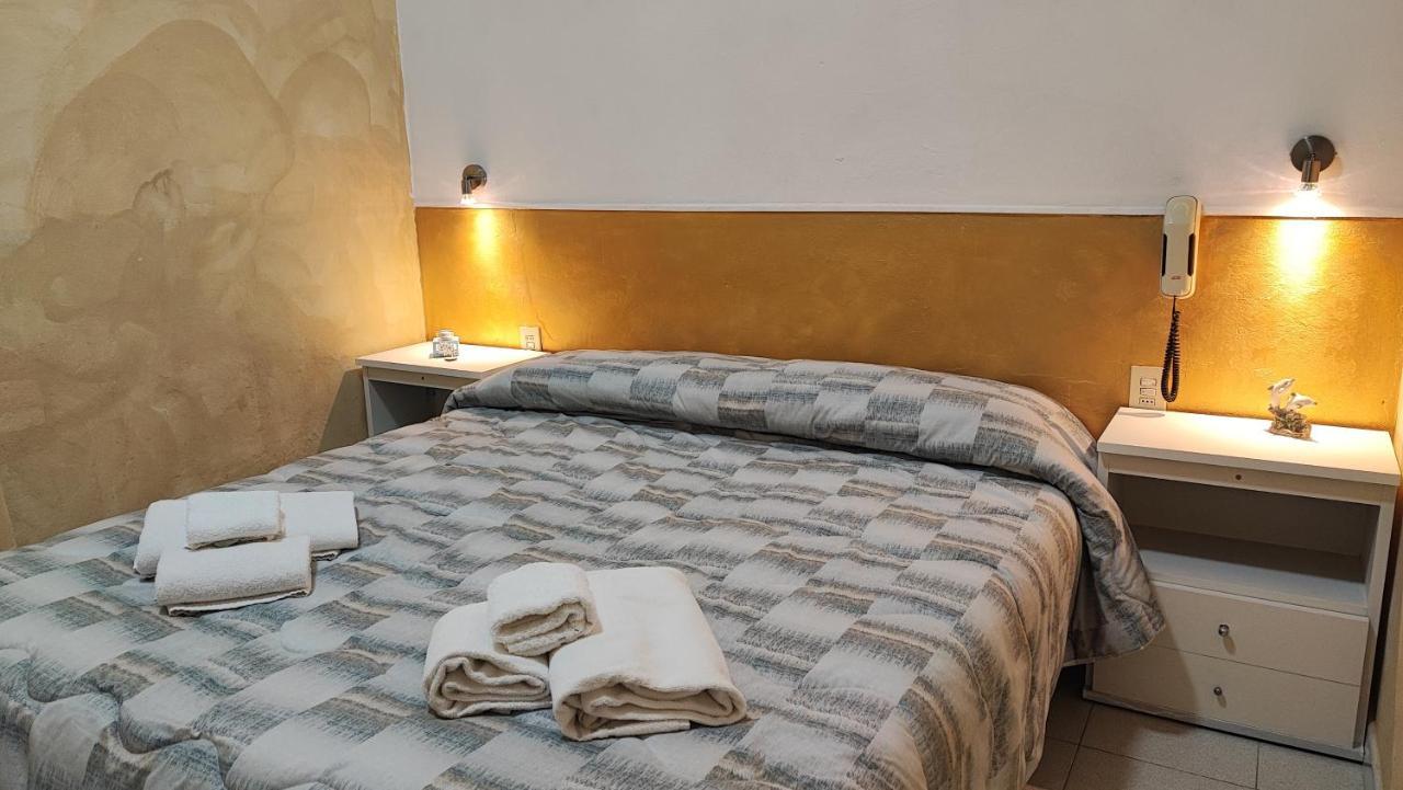 Hotel Il Ponte Чечина Екстер'єр фото