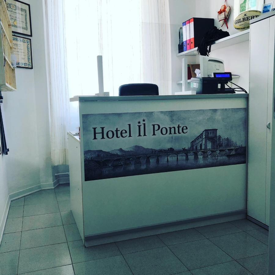 Hotel Il Ponte Чечина Екстер'єр фото