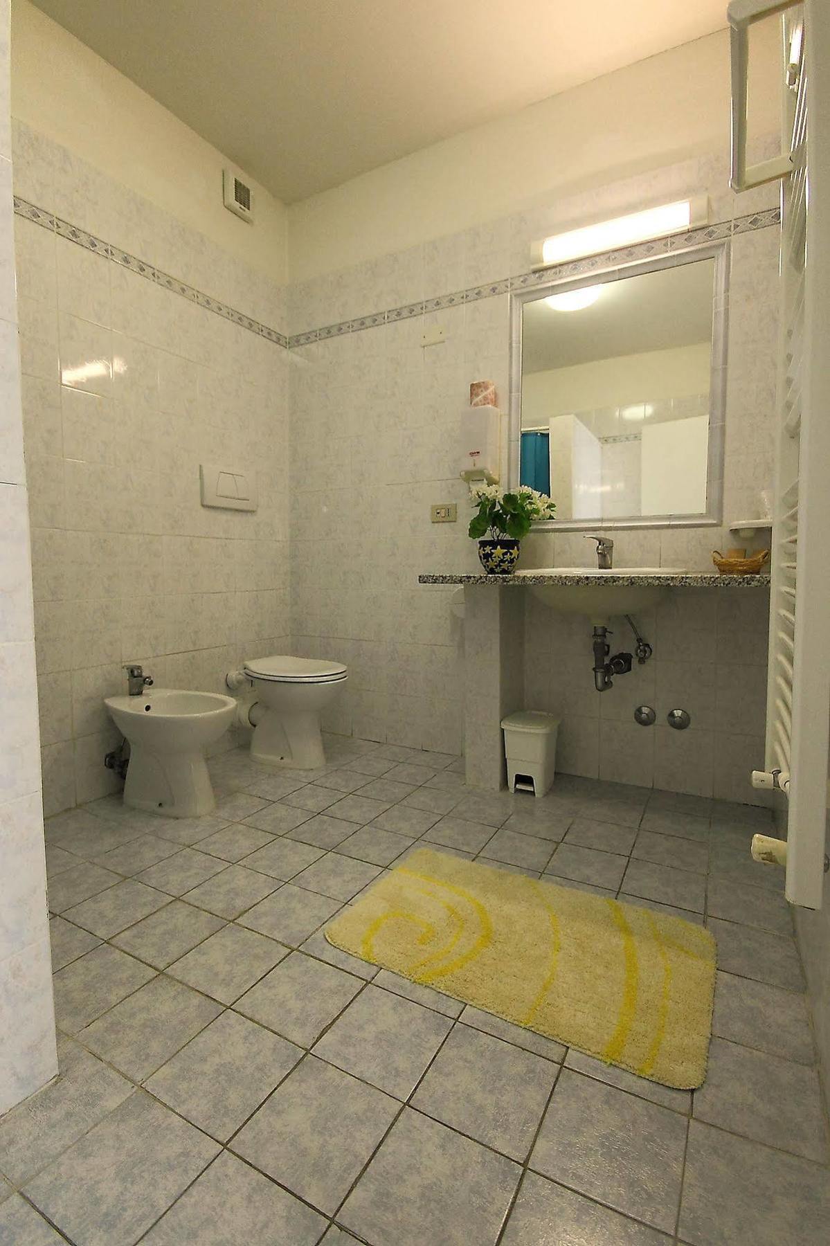 Hotel Il Ponte Чечина Екстер'єр фото